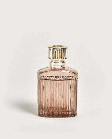 Alpha Lampe Nude