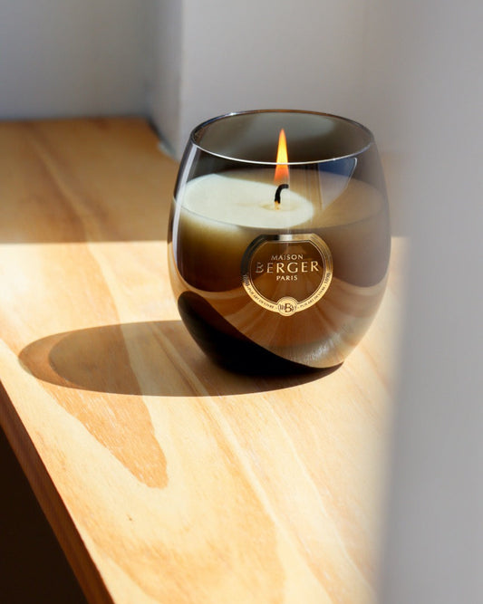Holly Amber Powder Candle