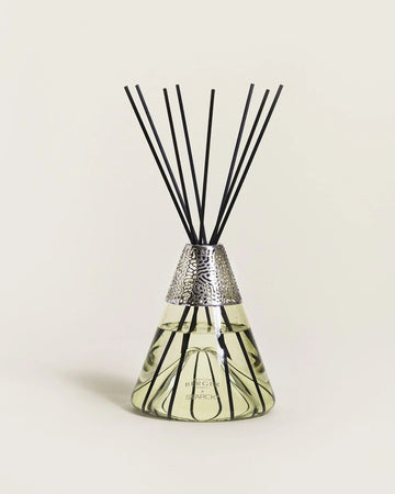 Peau d’Ailleurs Scented Bouquet Verte by Starck
