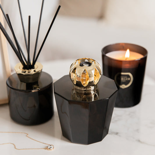 Black Crystal Delicate White Musk Scented Candle